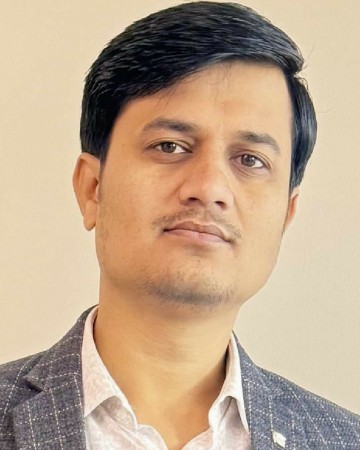 Mr. Shashi Singh